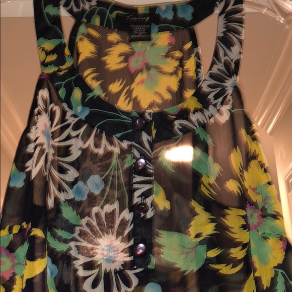 cute blouse - Picture 4 of 4